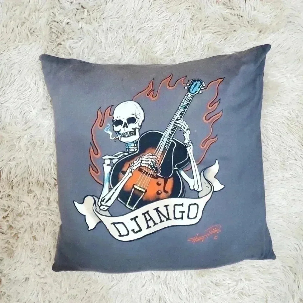 DJANGO Smoking skull print Throw pillow